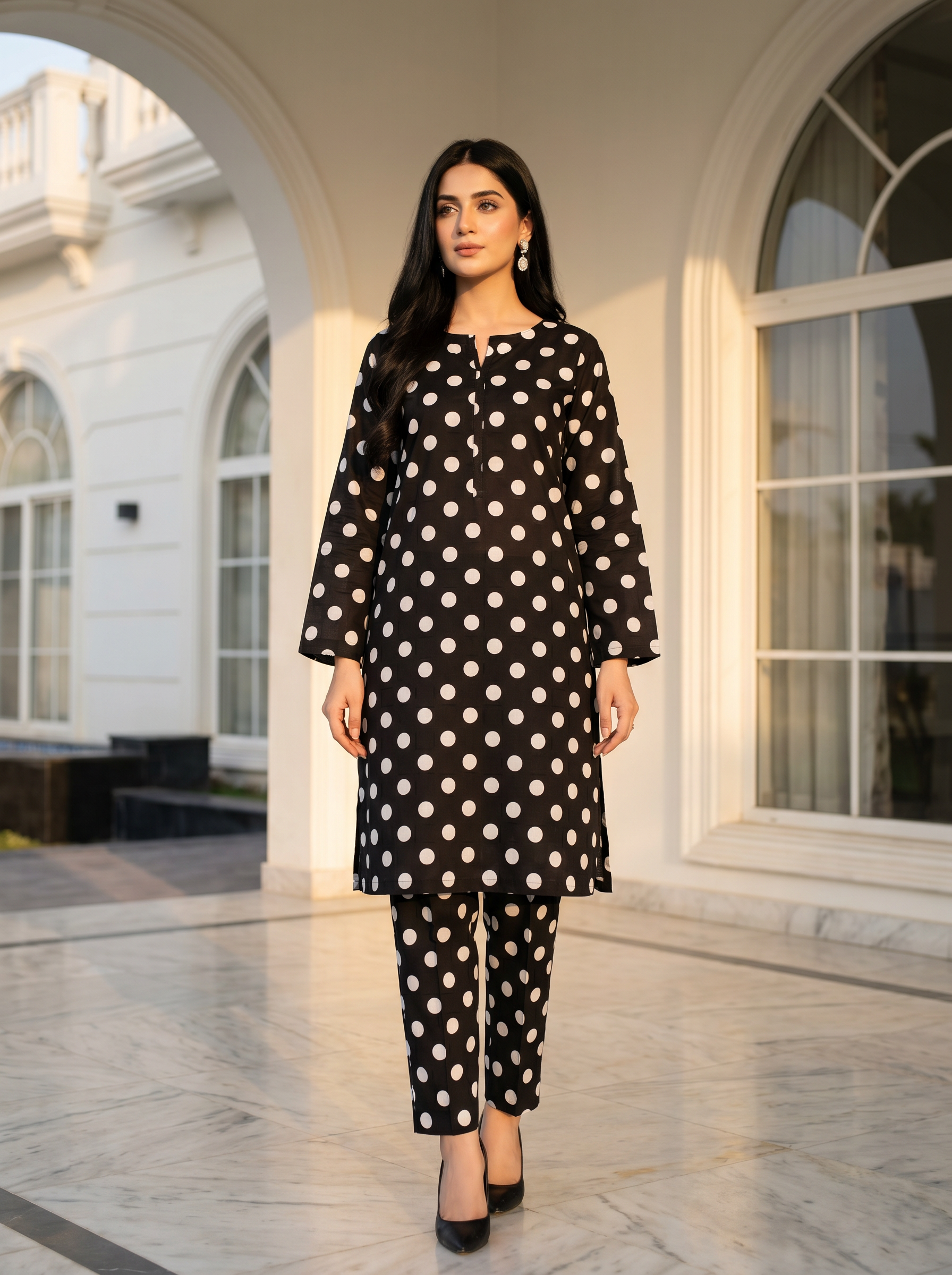 Black Polka Dot 2-Piece Women's Suit